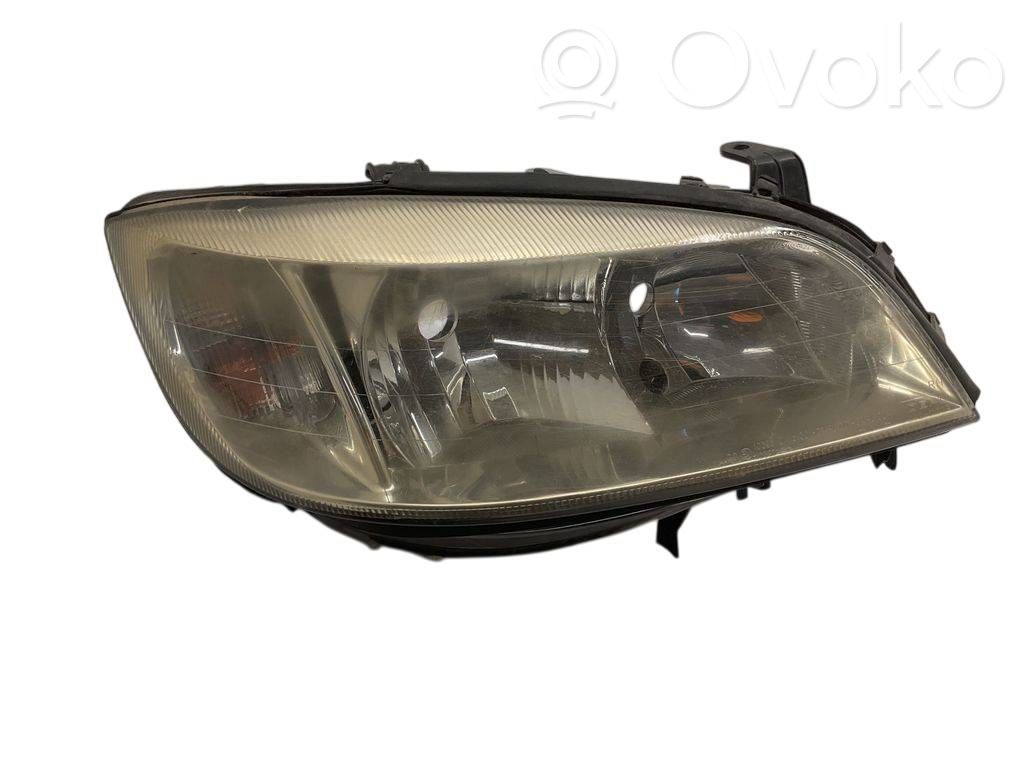 Opel Zafira A Lampa przednia 