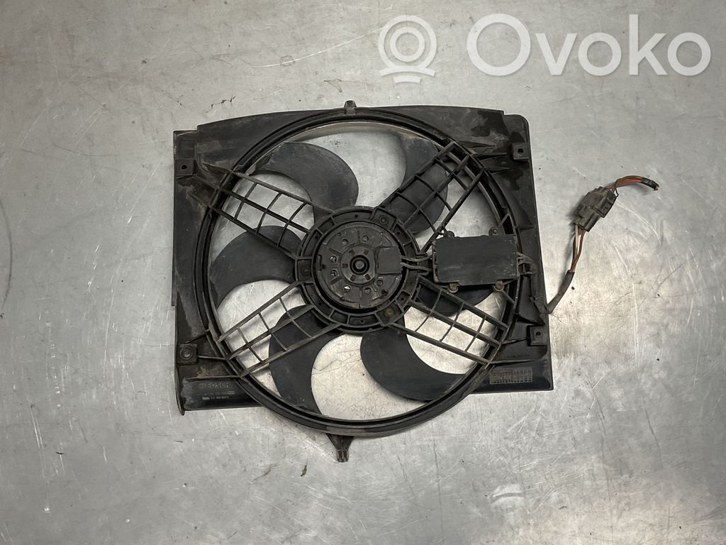 BMW 3 E46 Elektrisks radiatoru ventilators 