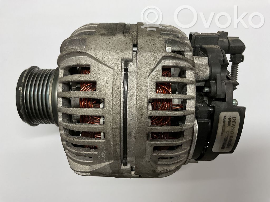 Volkswagen Touran I Generator/alternator 