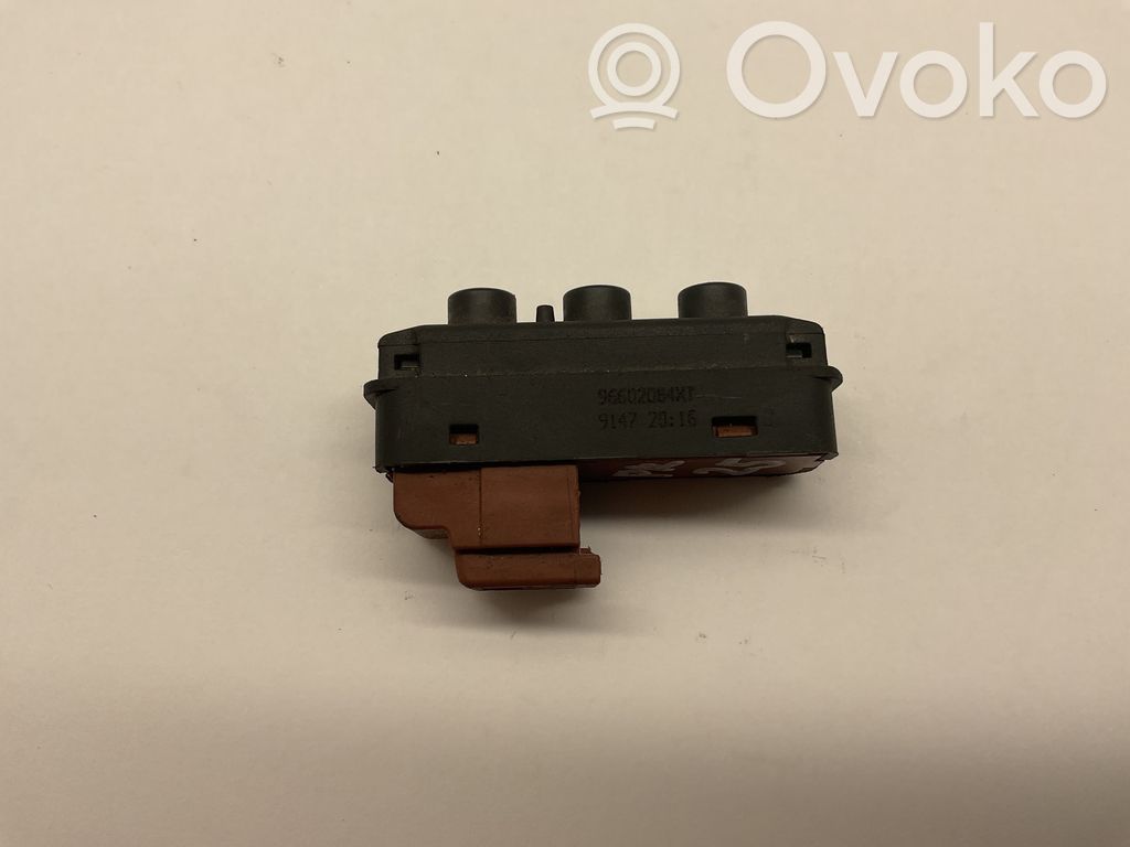 Toyota Avensis T250 Seat memory switch 