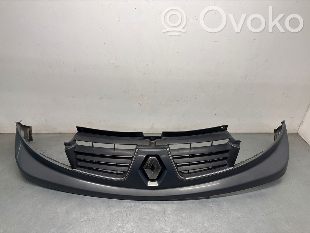 Renault Trafic II (X83) Maskownica / Grill / Atrapa górna chłodnicy 