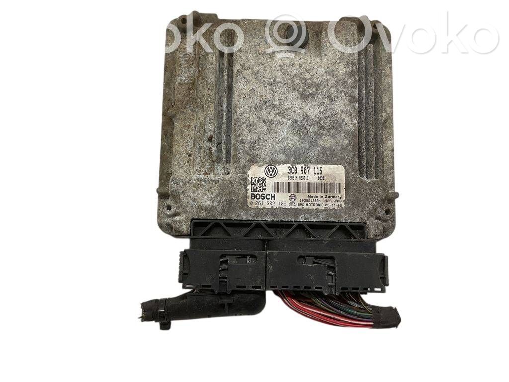 Volkswagen PASSAT B6 Engine control unit/module 