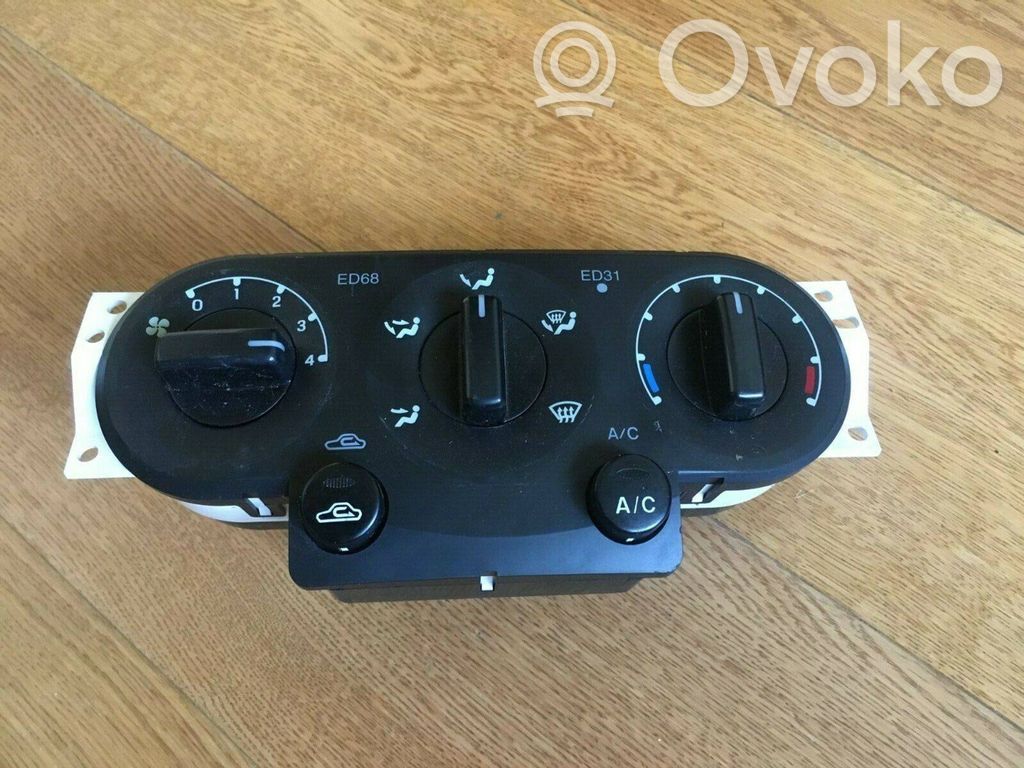 Ford Maverick Climate control unit 