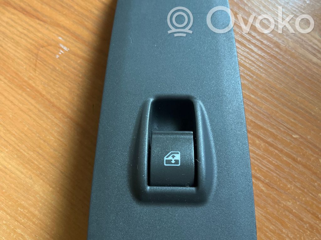 Electric window control switch   B569
