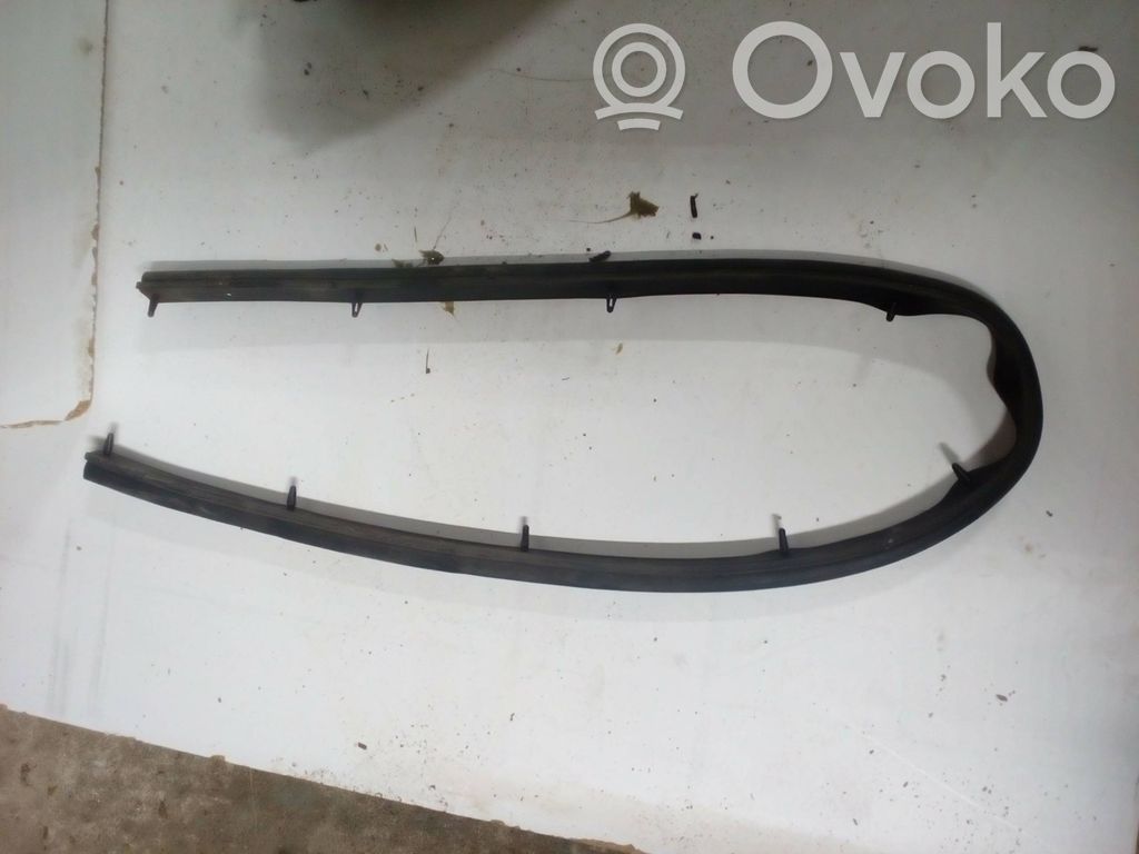 Engine compartment rubber   P4C14XC0WL,140610