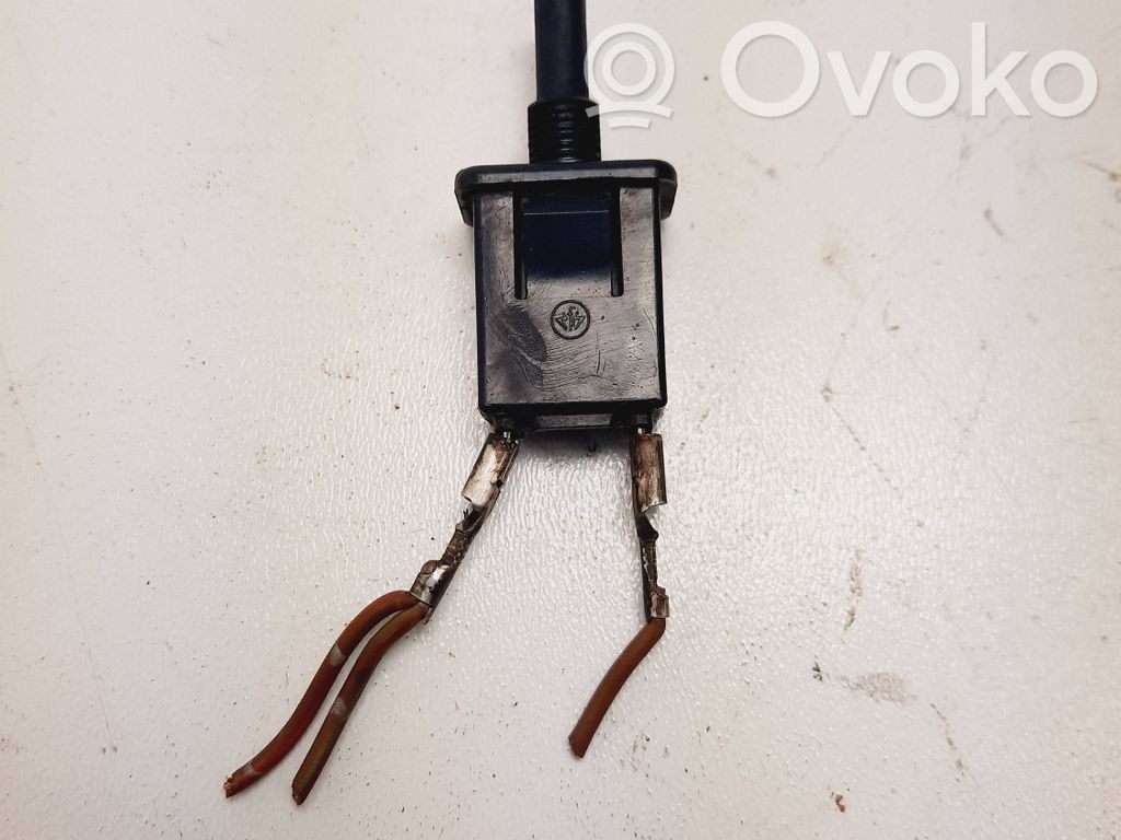 Mercedes-Benz W123 Sensor de la puerta delantera 