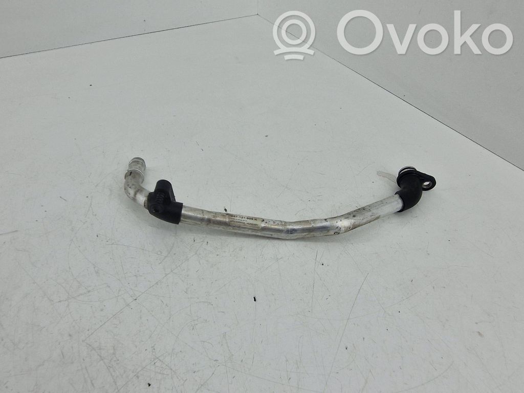Audi SQ7 Engine coolant pipe/hose 