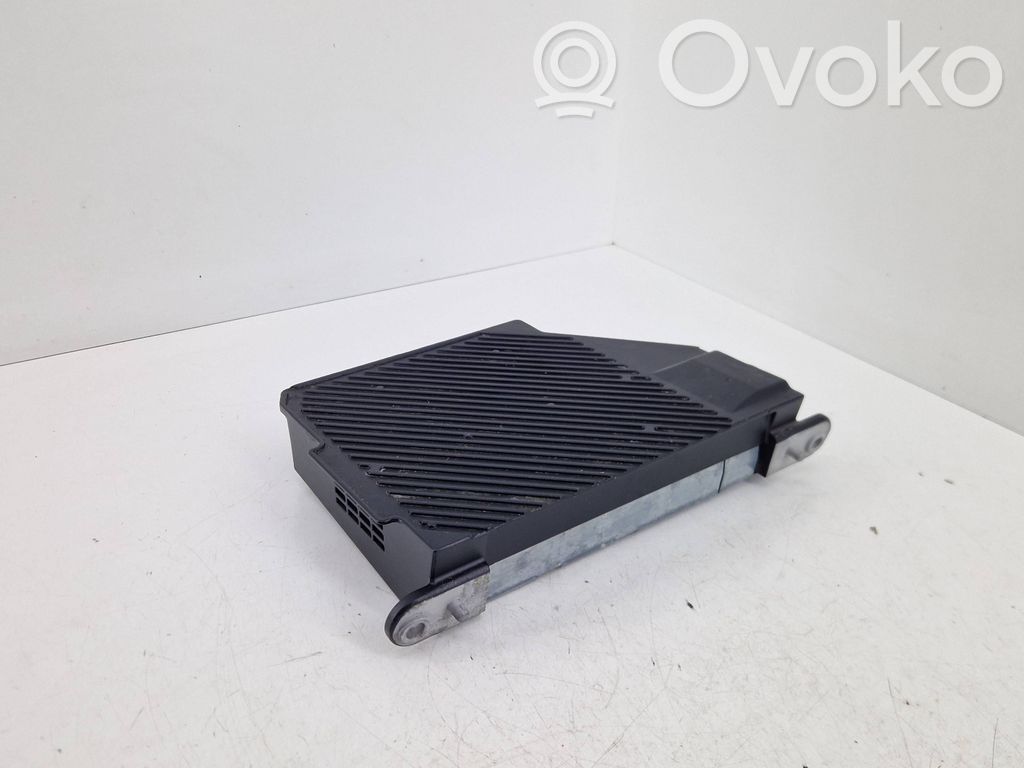Volvo S90, V90 Wzmacniacz audio 