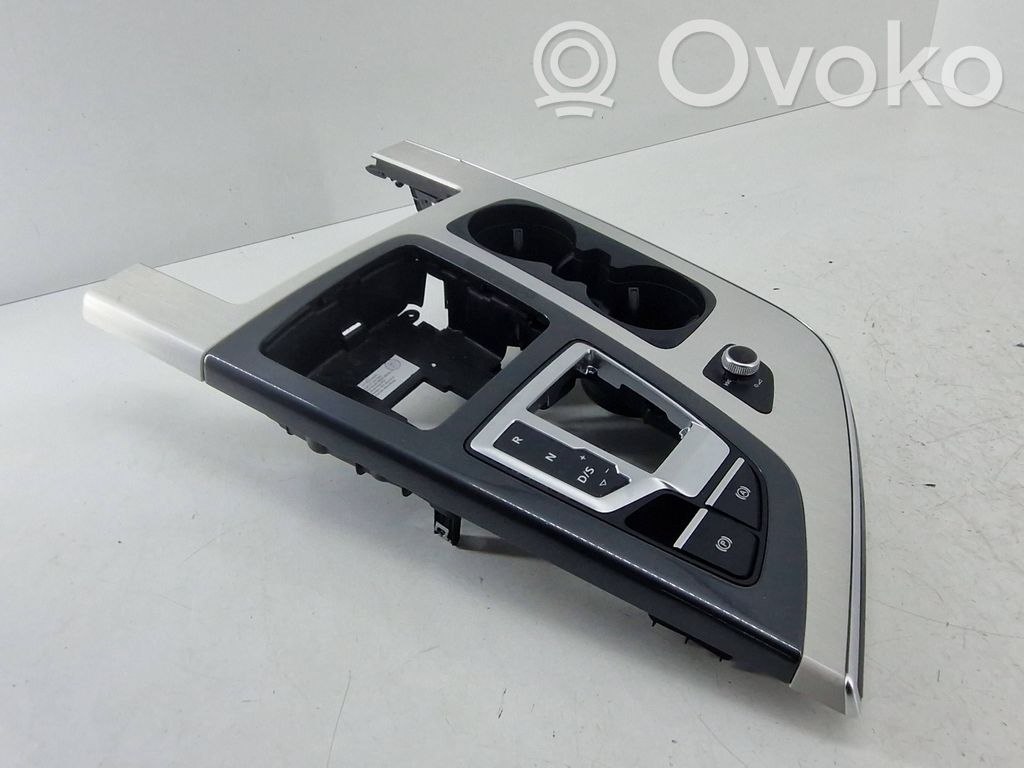 Audi Q7 4M Autres éléments de console centrale 