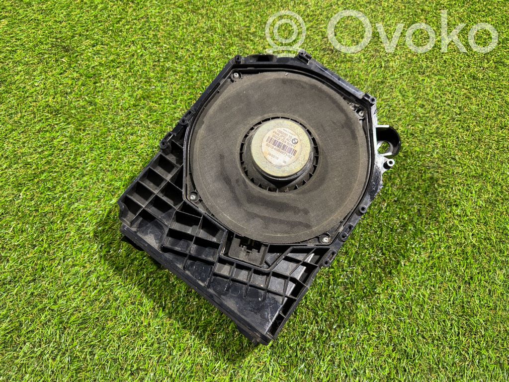 Subwoofer speaker   6954871