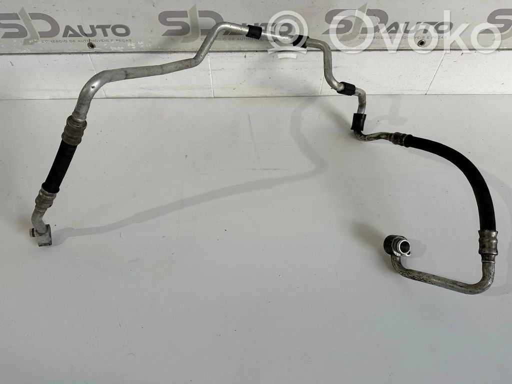 Ilmastointilaitteen putki (A/C)   1K0820743BQ