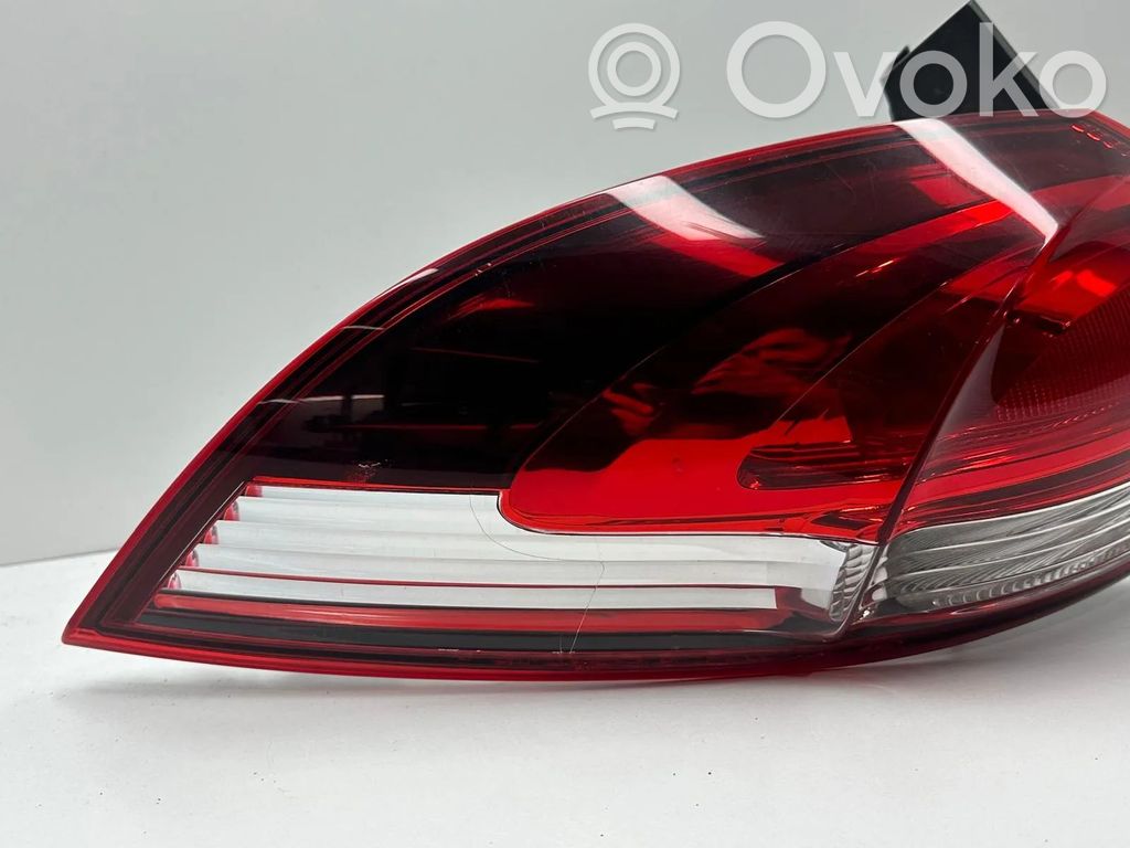 Tailgate rear/tail lights   265551445R,20540748