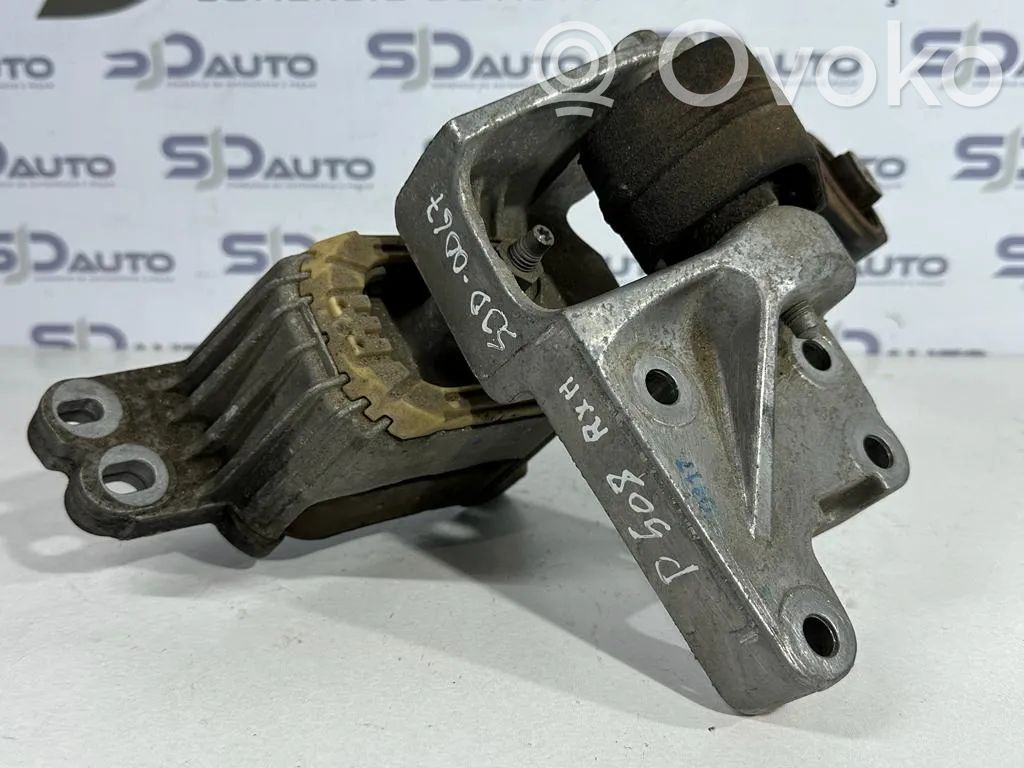 Peugeot 508 Soporte de montaje del motor 