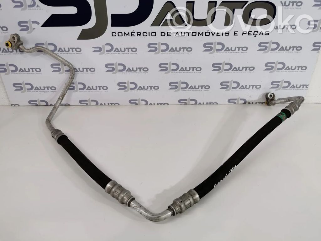 BMW 3 E90 E91 Ilmastointilaitteen putki (A/C) 