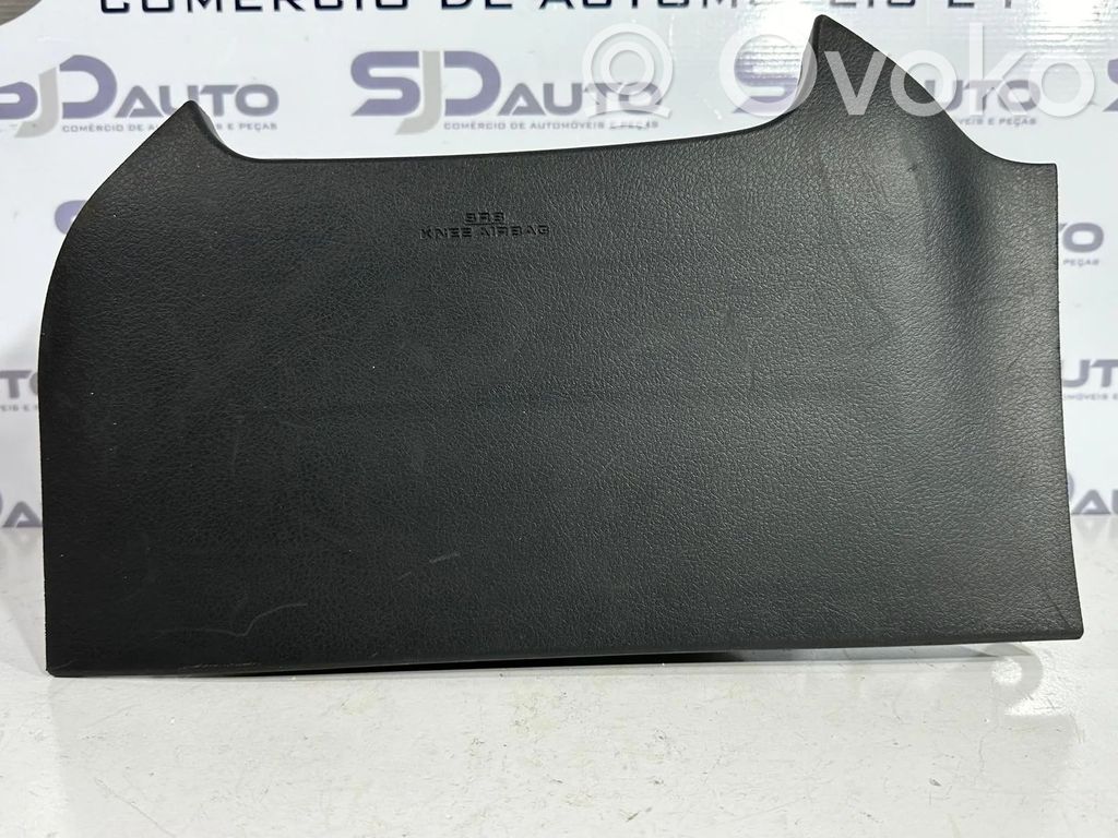 Toyota Verso Airbag per le ginocchia 