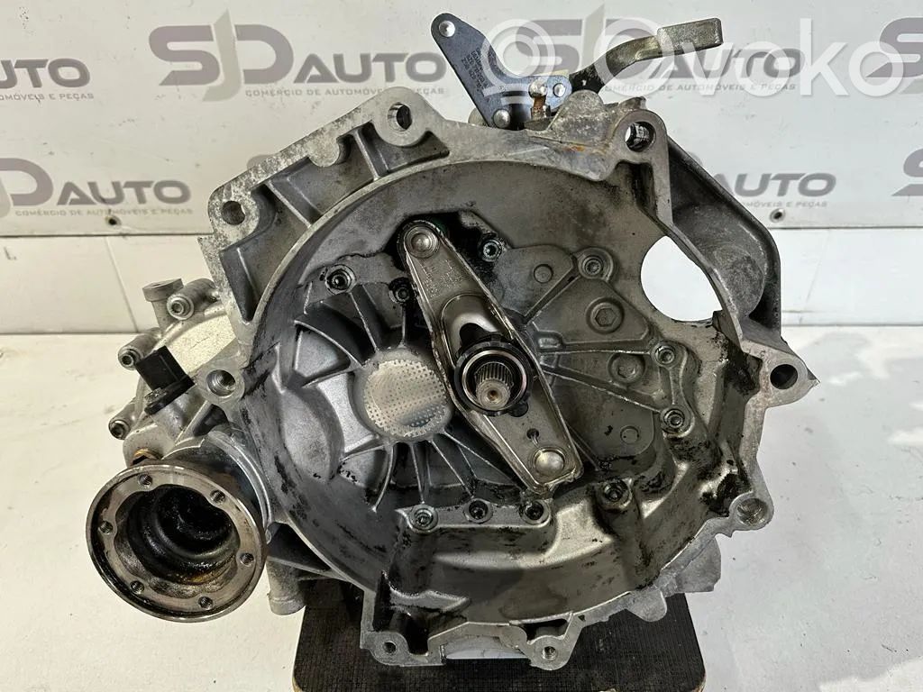 5 Gang Schaltgetriebe   TL023,FCU