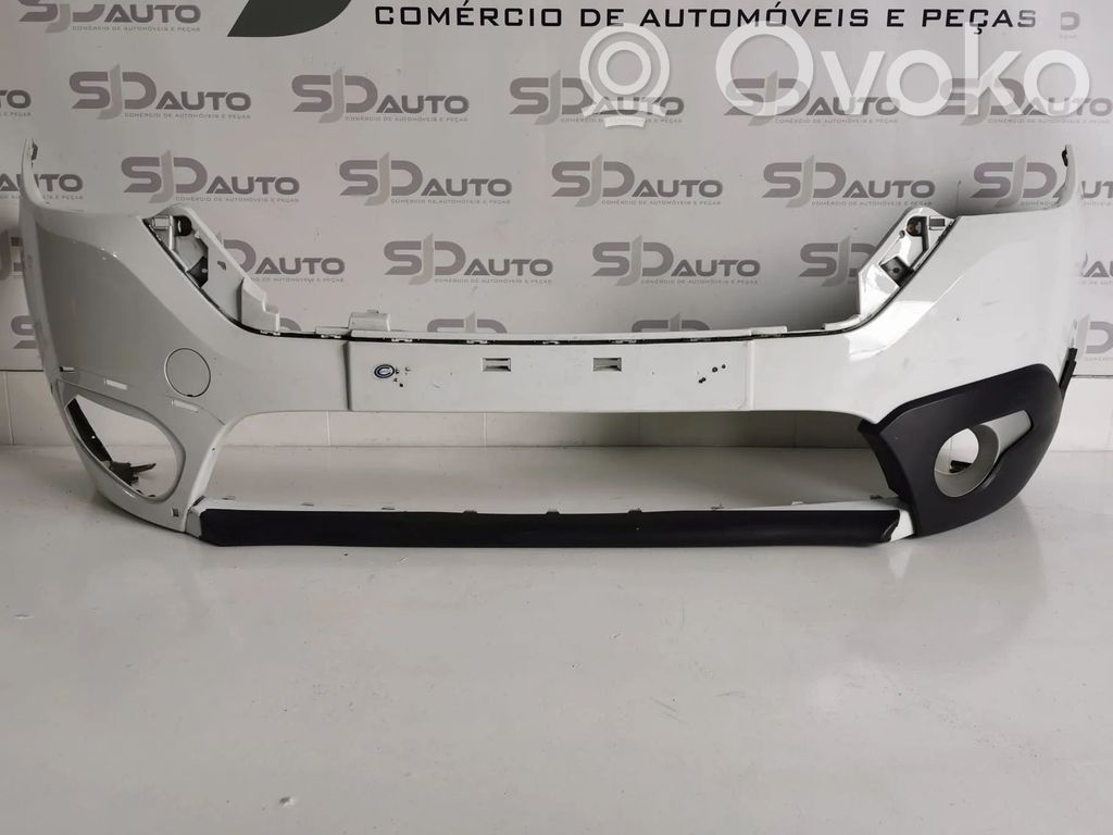 Dacia Dokker Parachoques delantero 