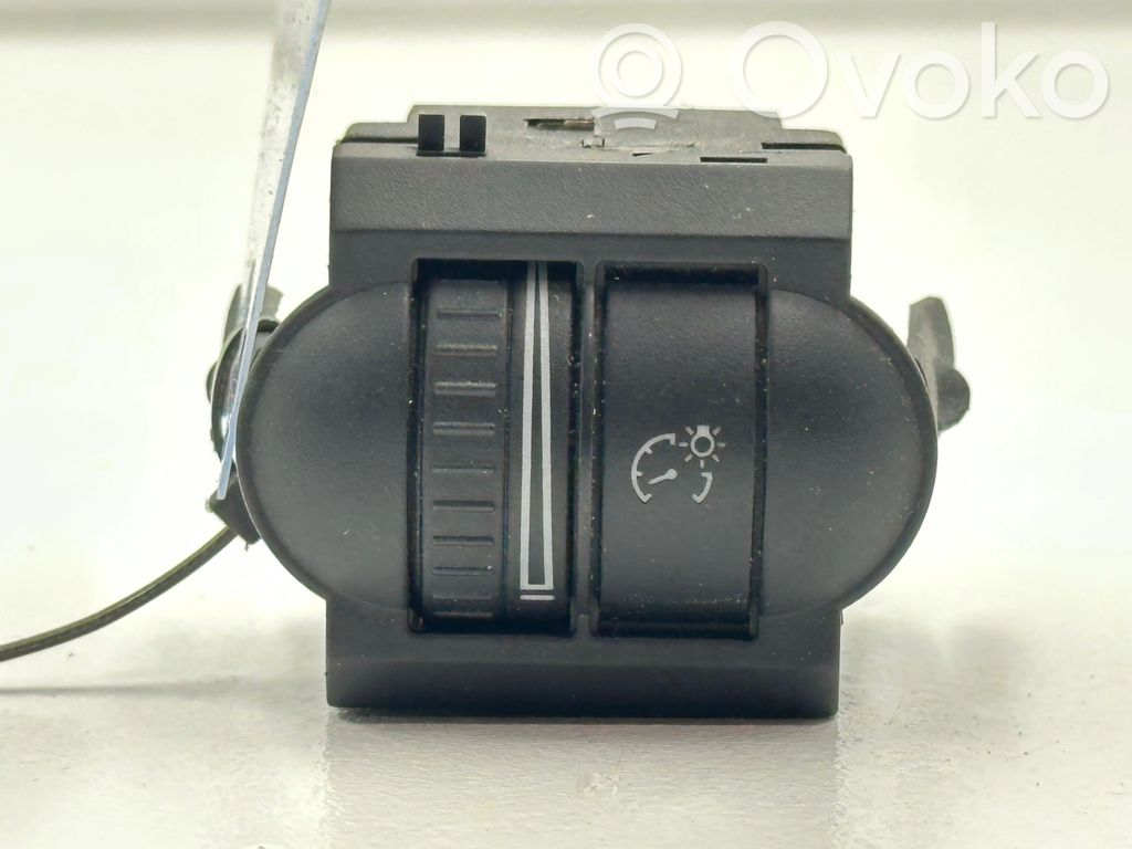 Volkswagen Scirocco Interruptor de luz 