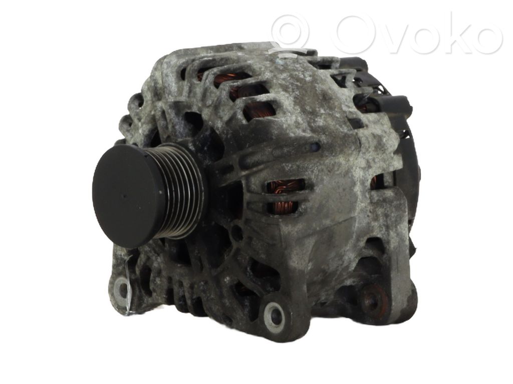 Renault Laguna II Ģenerators 