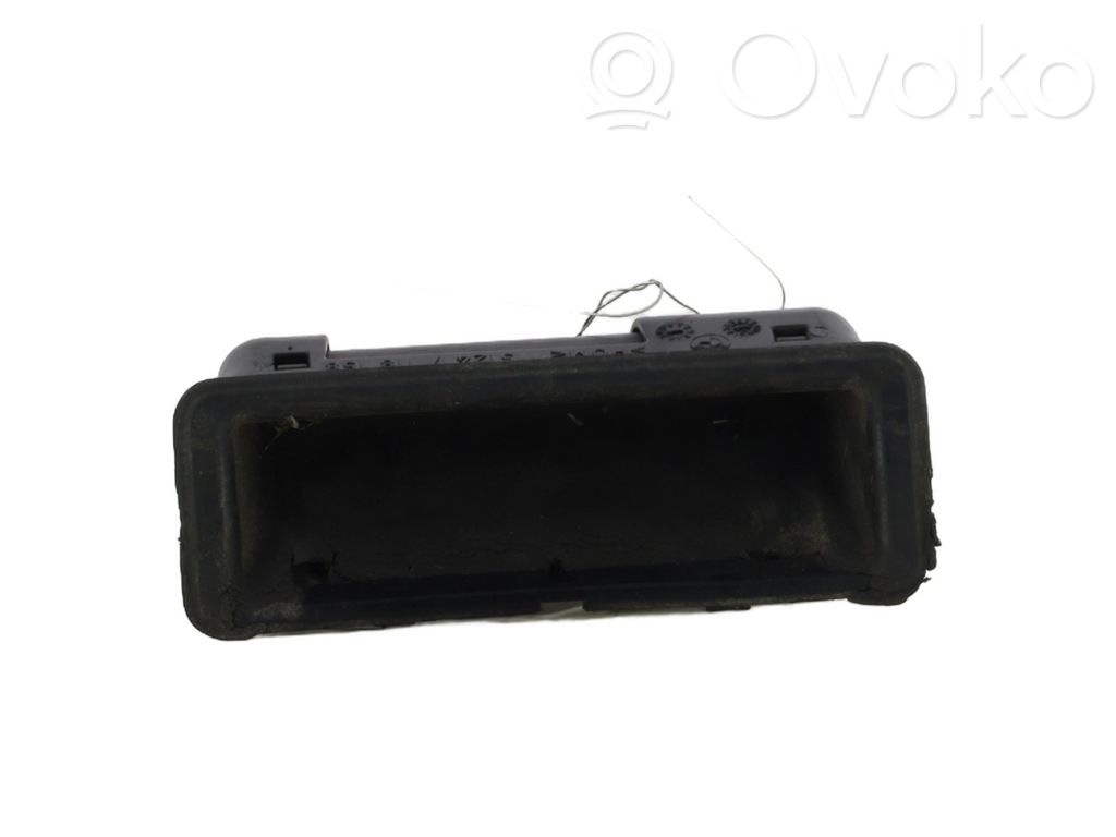 Tailgate opening switch   51247118158