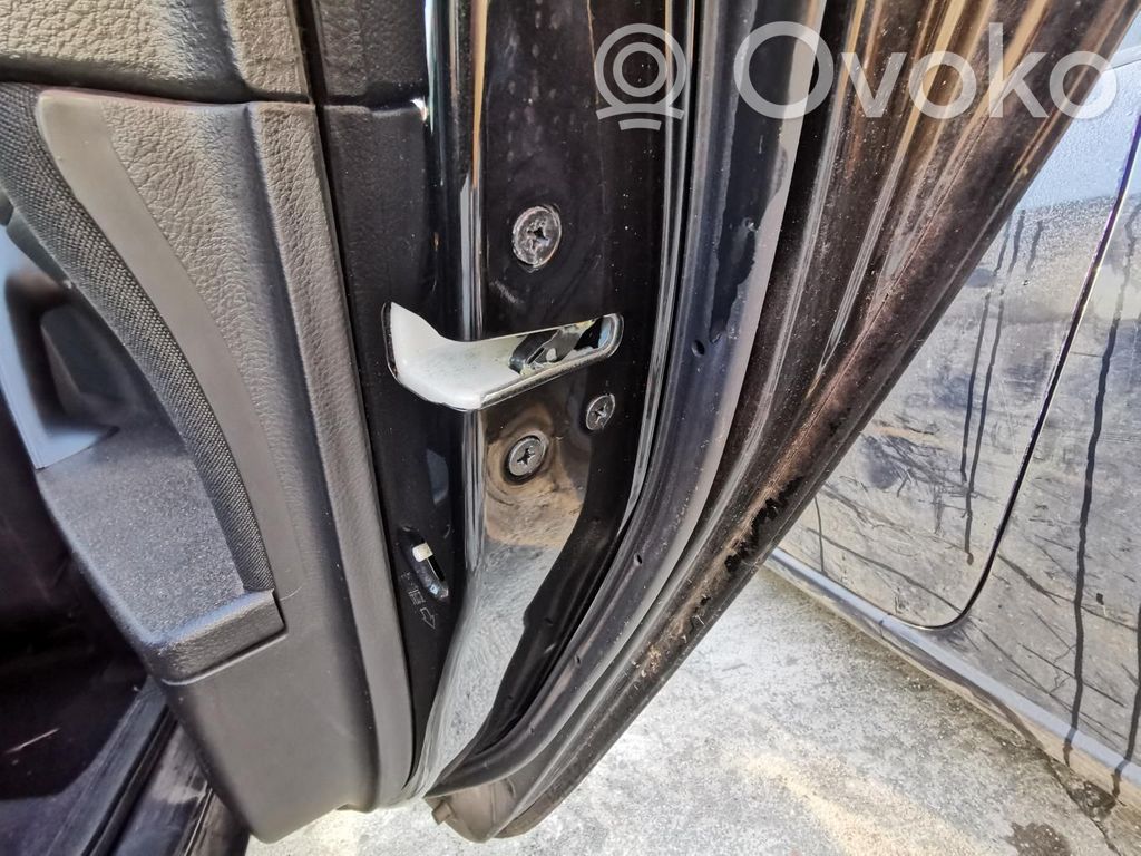 Mazda 3 II Takaoven lukko 