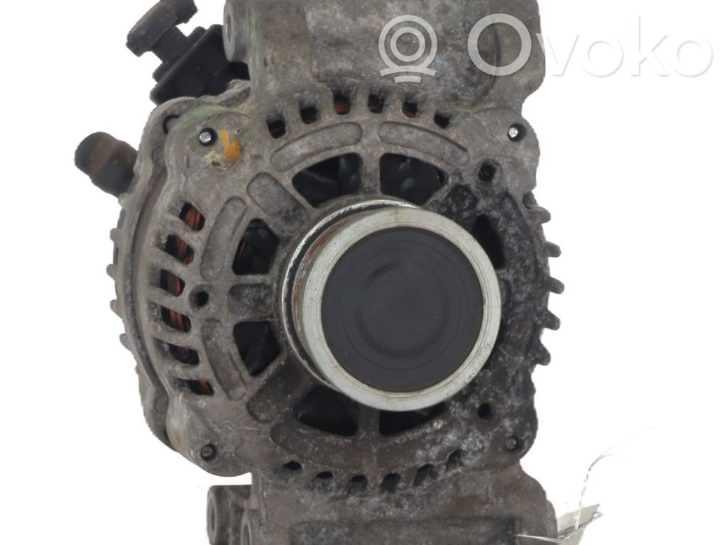 Opel Astra J Alternador 