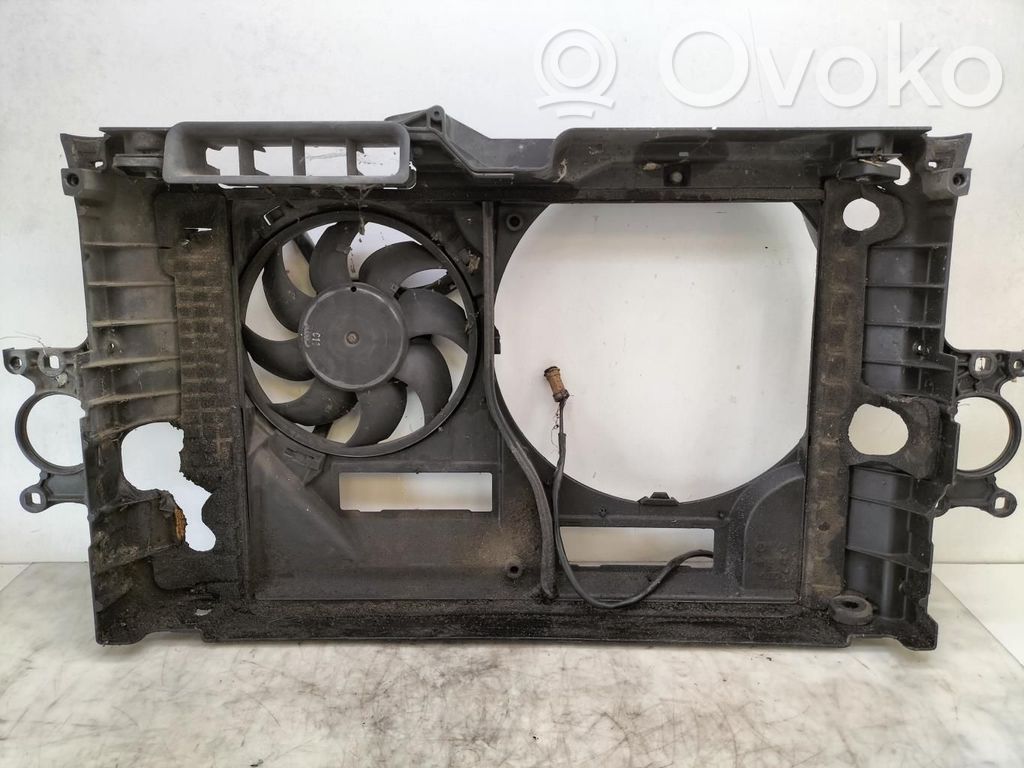 Audi A8 S8 D2 4D Radiatorių panelė 