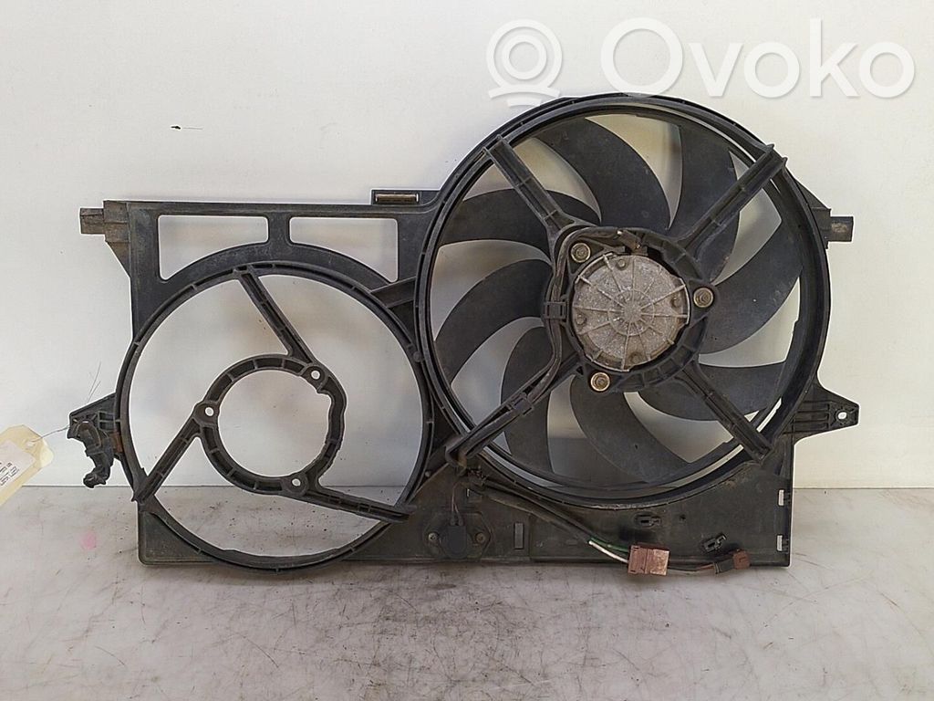Elektrisks radiatoru ventilators   8240141
