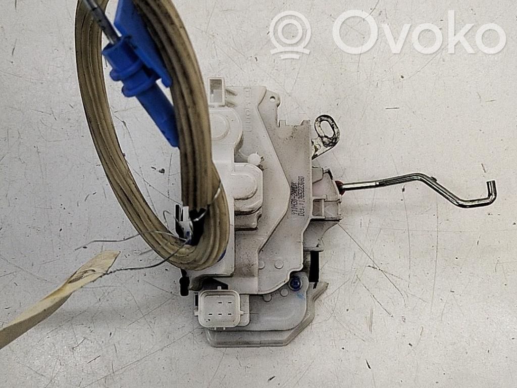 Citroen Nemo Priekšpusē slēdzene 