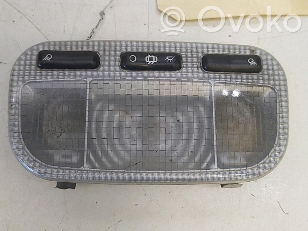 Citroen DS3 Éclairage lumière plafonnier avant 
