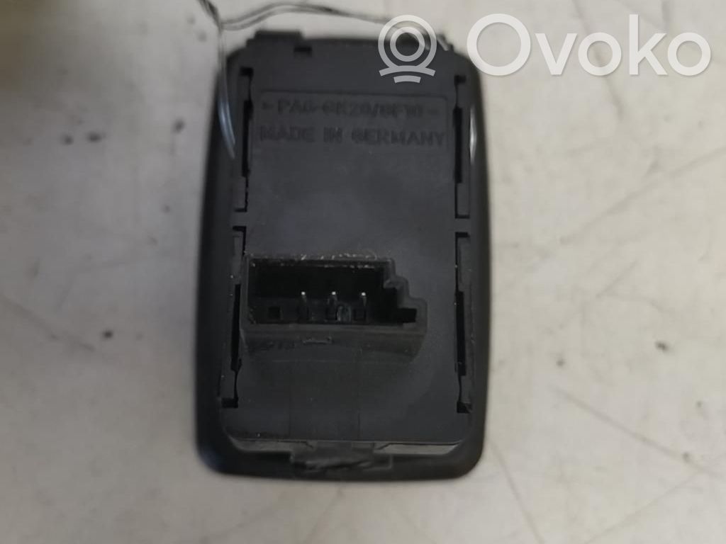 Interruptor del elevalunas eléctrico   61316945874