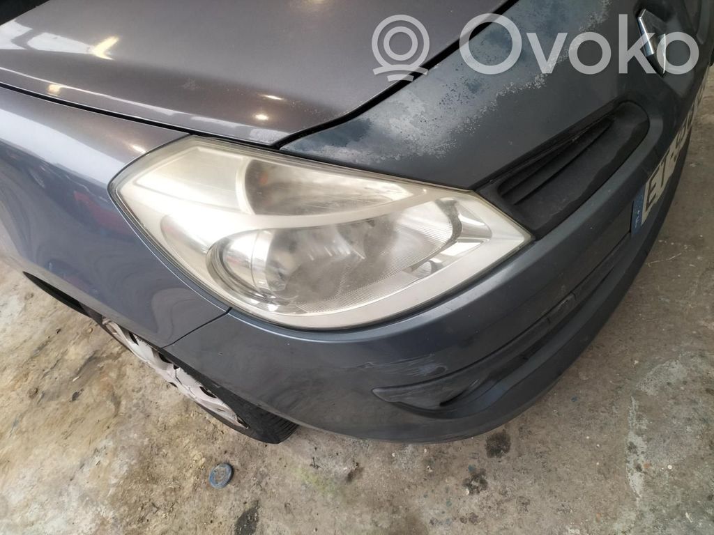 Renault Clio III Phare frontale 