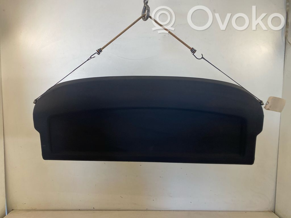 Audi A1 Hattuhylly 