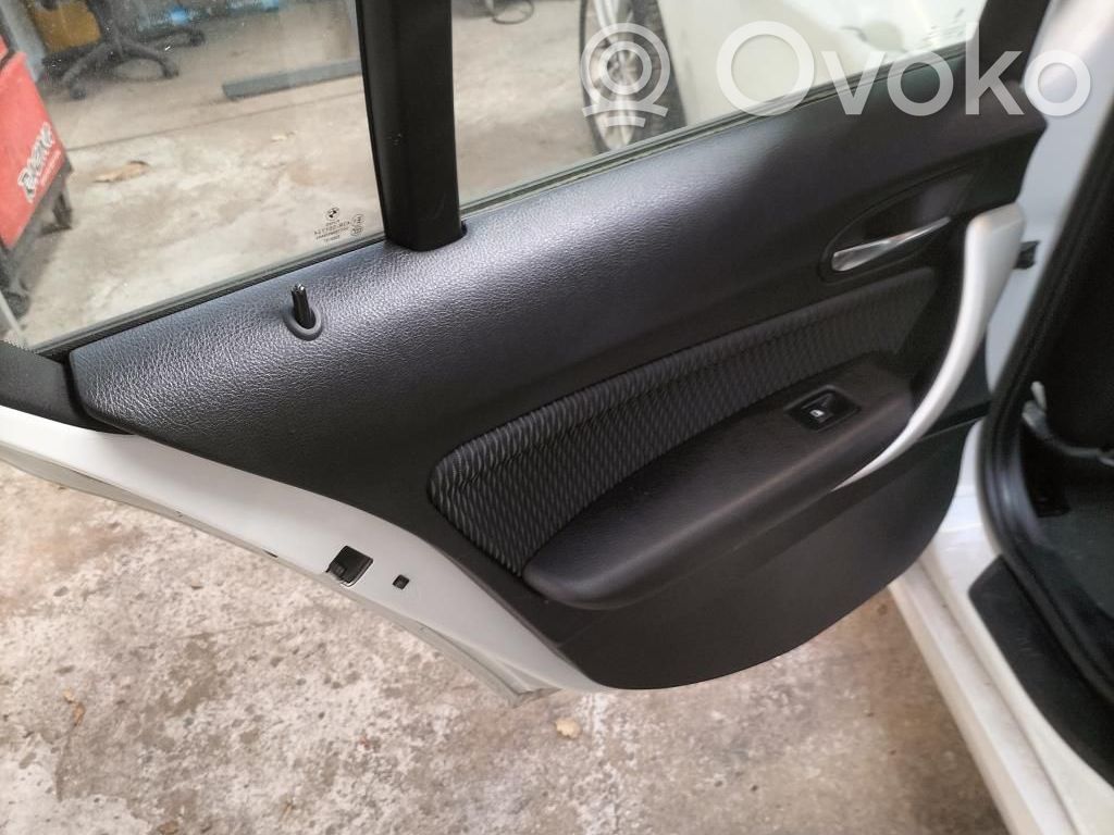BMW 1 F20 F21 Rear door window regulator with motor 