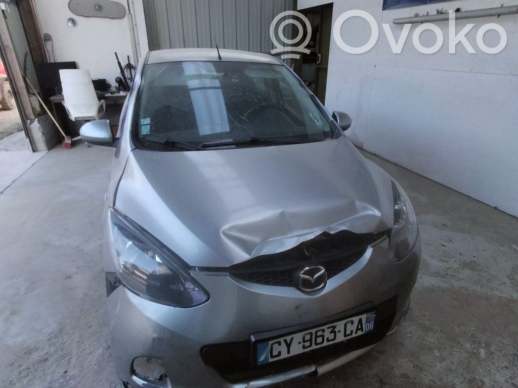 Mazda 2 Priekinis kelmas 