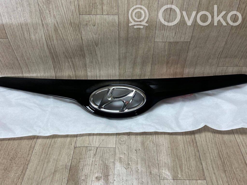 Hyundai i30 Etusäleikkö 