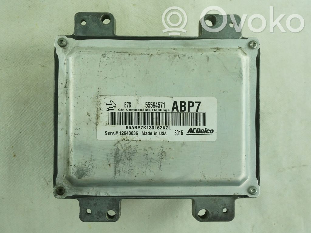 Opel Astra J Engine control unit/module 