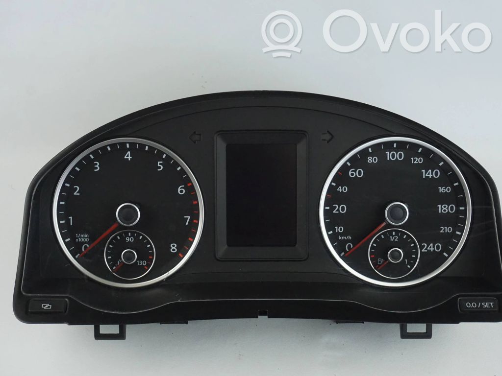 Volkswagen Tiguan Geschwindigkeitsmesser Cockpit 