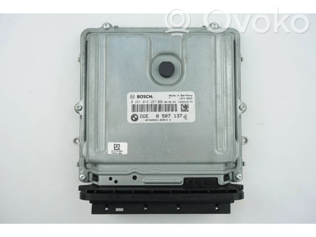 BMW 3 E90 E91 Engine control unit/module 