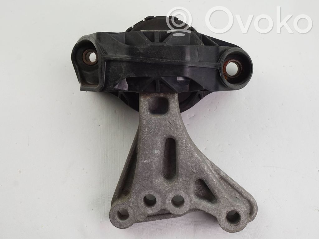 Peugeot 208 I Engine mount bracket 