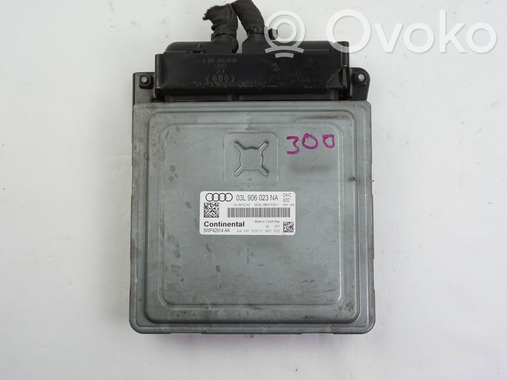 Audi A3 S3 A3 Sportback 8P Engine control unit/module 