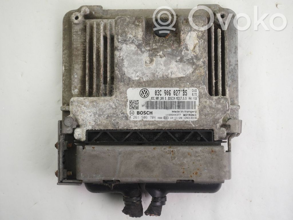 Volkswagen Golf VI Engine control unit/module 