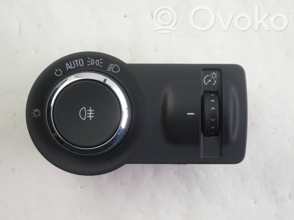 Opel Insignia A Light switch 