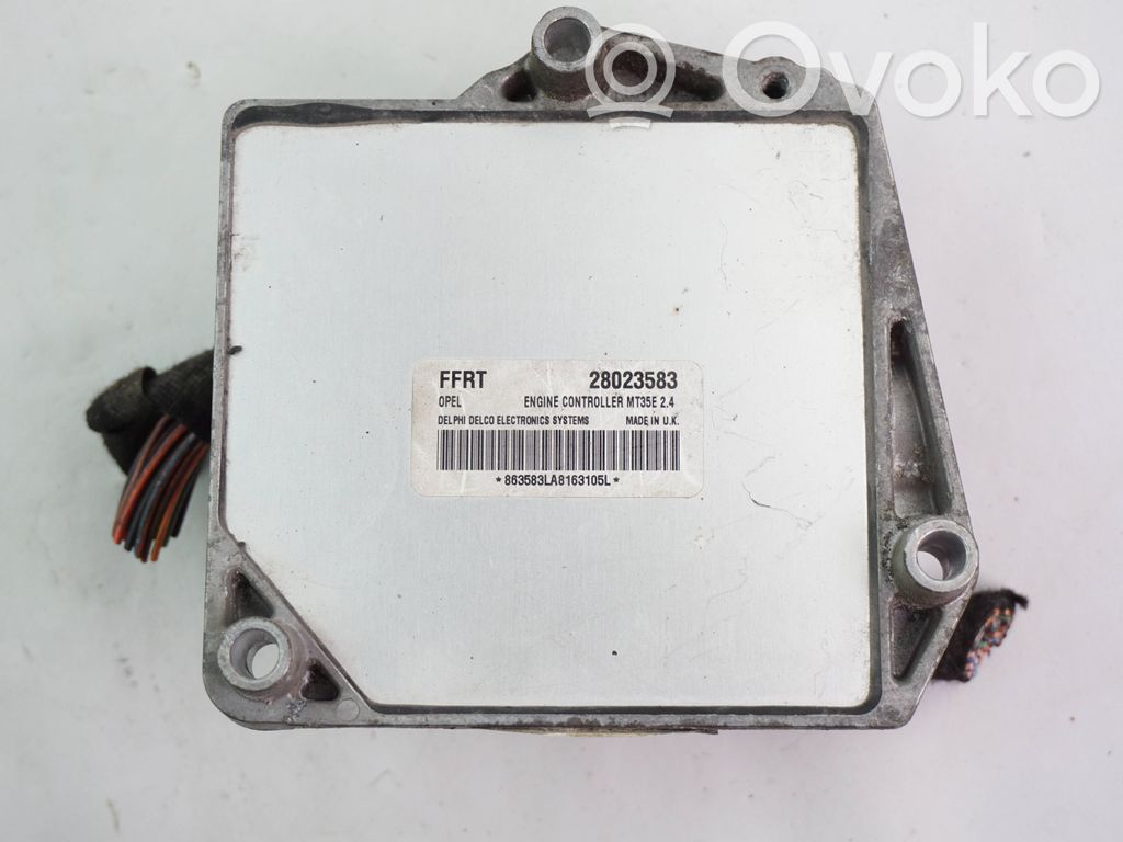 Opel Zafira B Engine control unit/module 