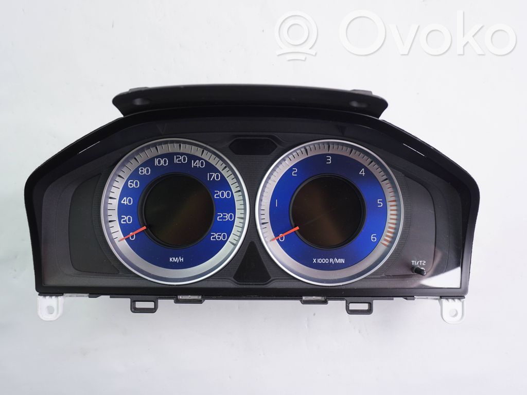 Volvo XC60 Speedometer (instrument cluster) 