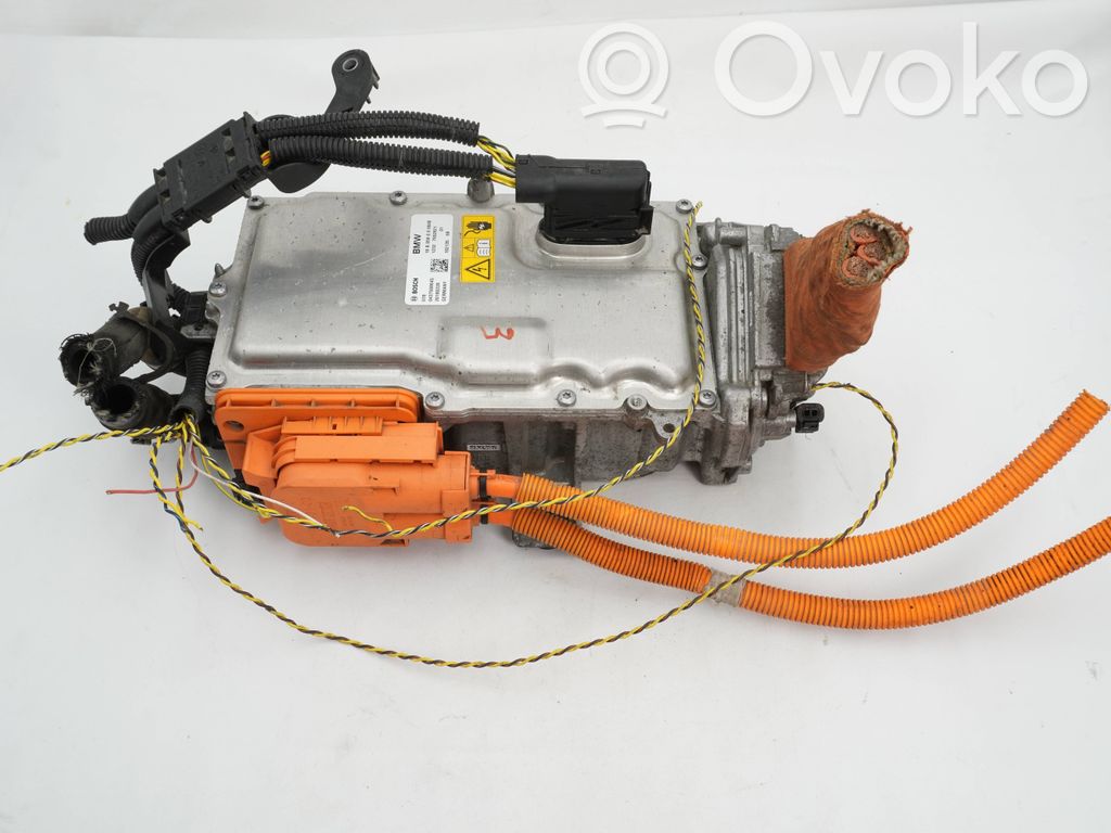 BMW i3 Voltage converter/converter module 