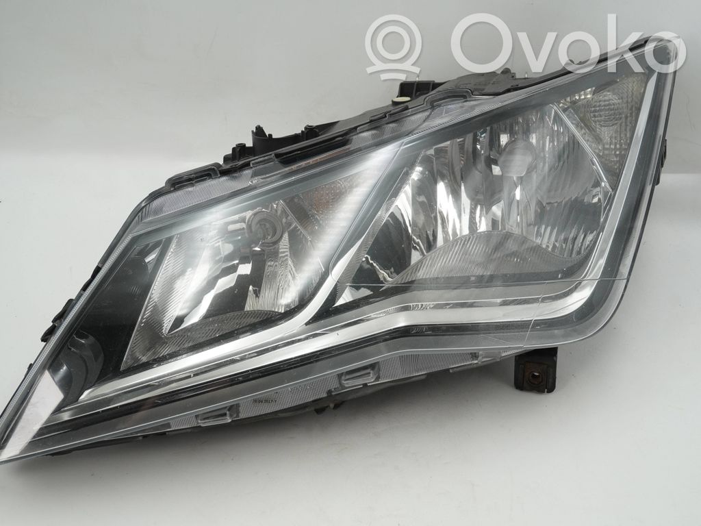 Seat Leon (5F) Headlight/headlamp 
