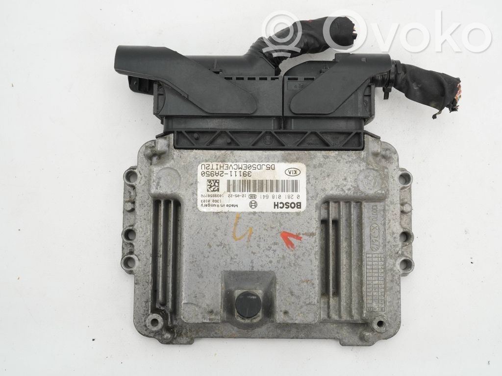 Unidad de control/módulo del motor   391112A950,0281018641