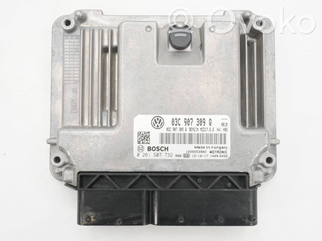 Volkswagen Touran I Engine control unit/module 