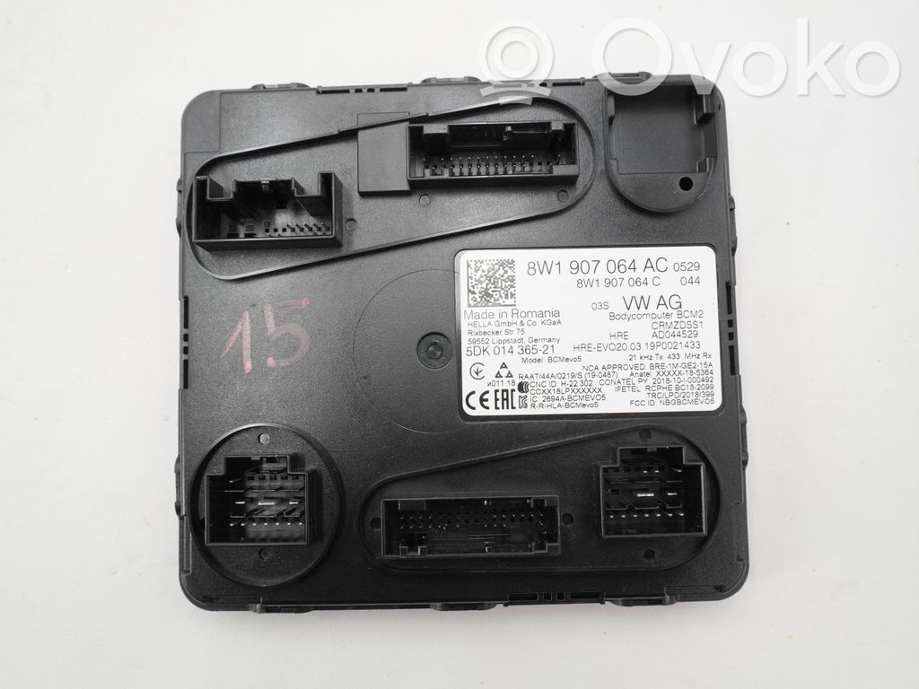 Audi A4 S4 B9 Mukavuusmoduuli 